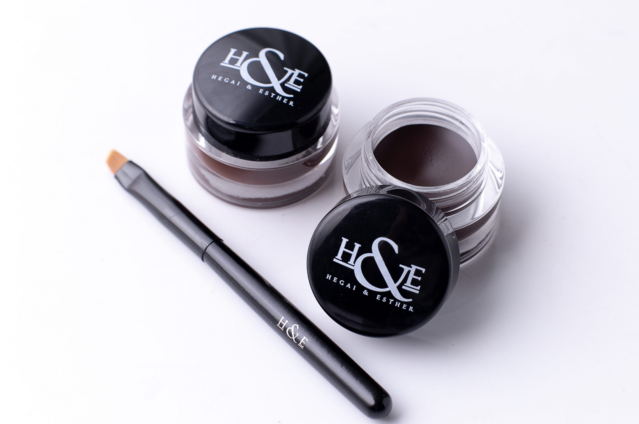 HEGAI & ESTHER EYEBROW DEFINER